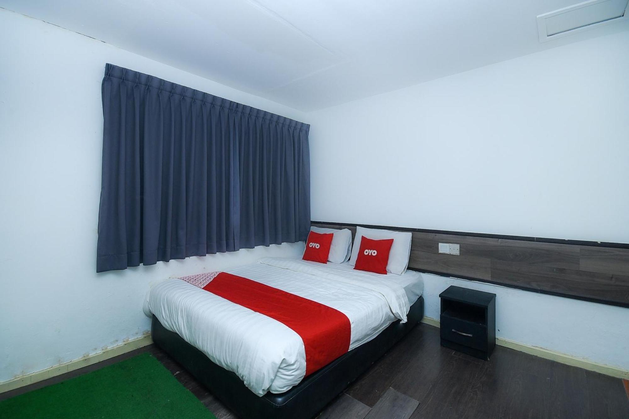 Oyo 90820 River Inn Miri Zewnętrze zdjęcie