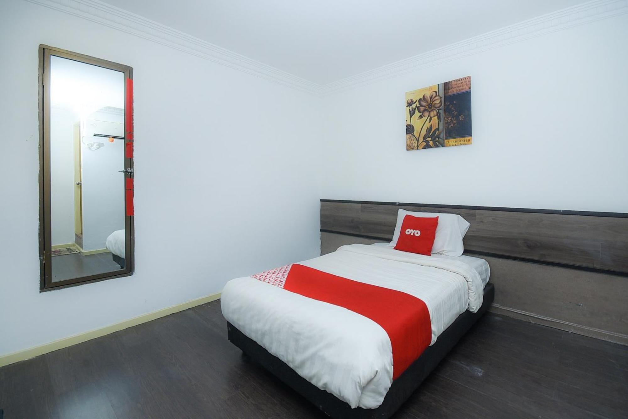 Oyo 90820 River Inn Miri Zewnętrze zdjęcie
