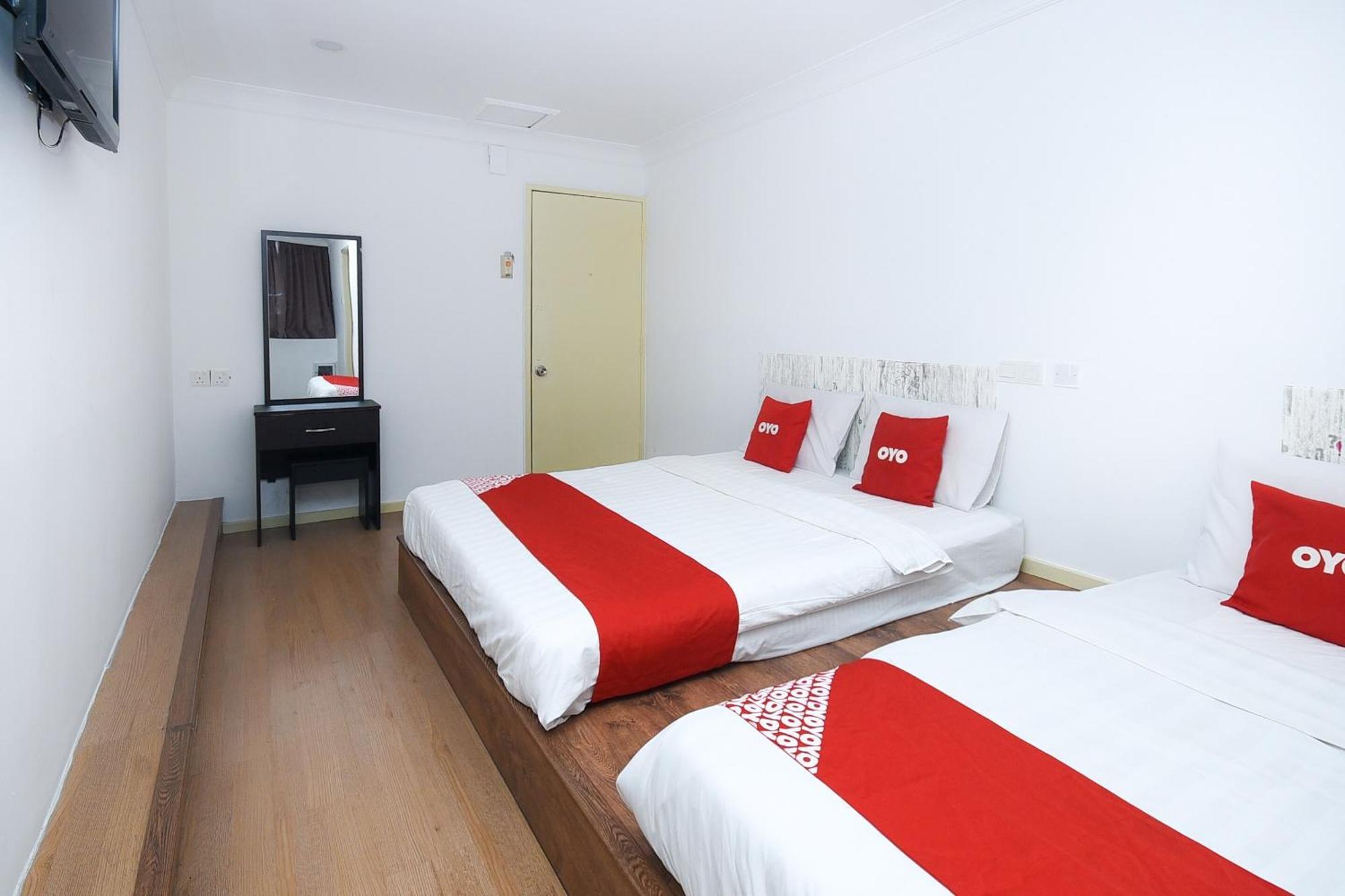 Oyo 90820 River Inn Miri Zewnętrze zdjęcie
