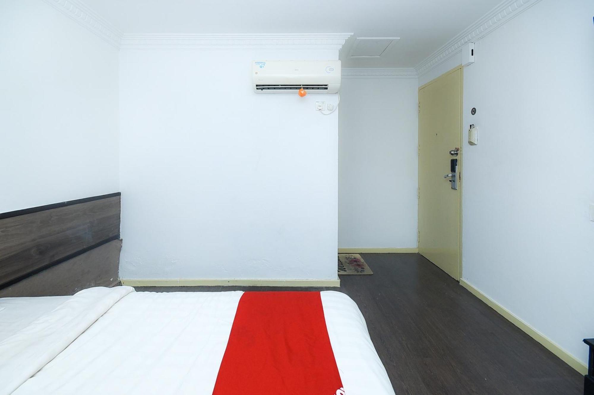Oyo 90820 River Inn Miri Zewnętrze zdjęcie