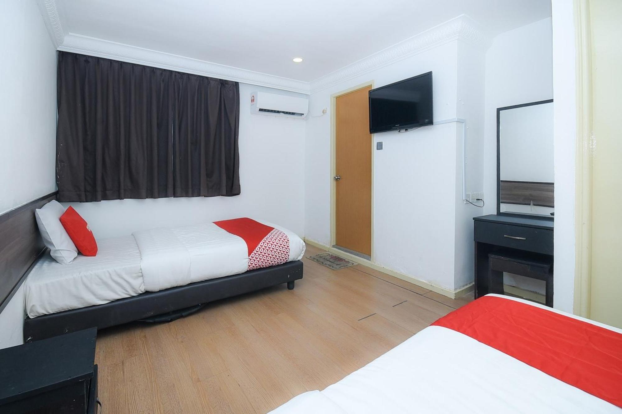 Oyo 90820 River Inn Miri Zewnętrze zdjęcie
