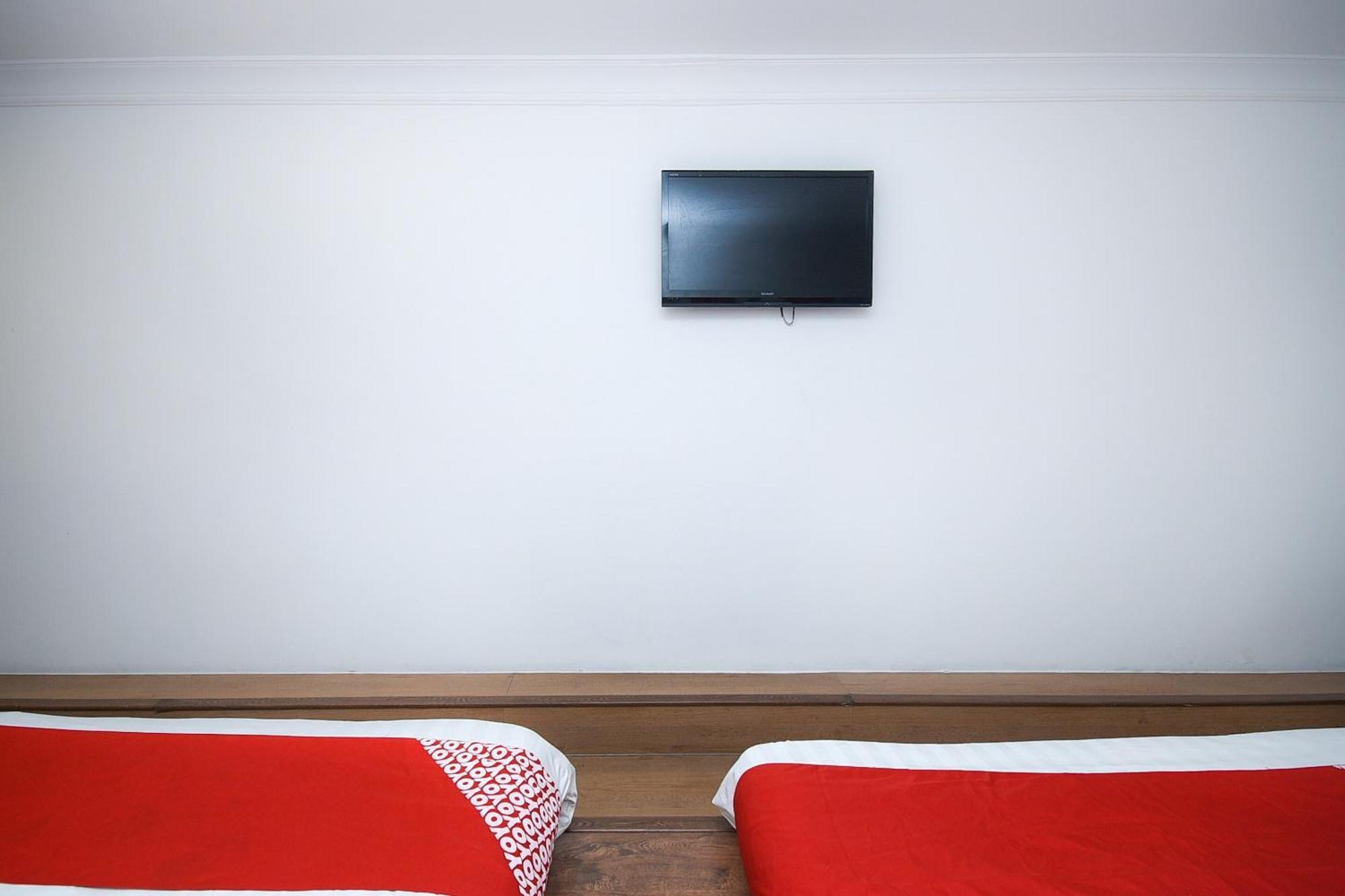 Oyo 90820 River Inn Miri Zewnętrze zdjęcie