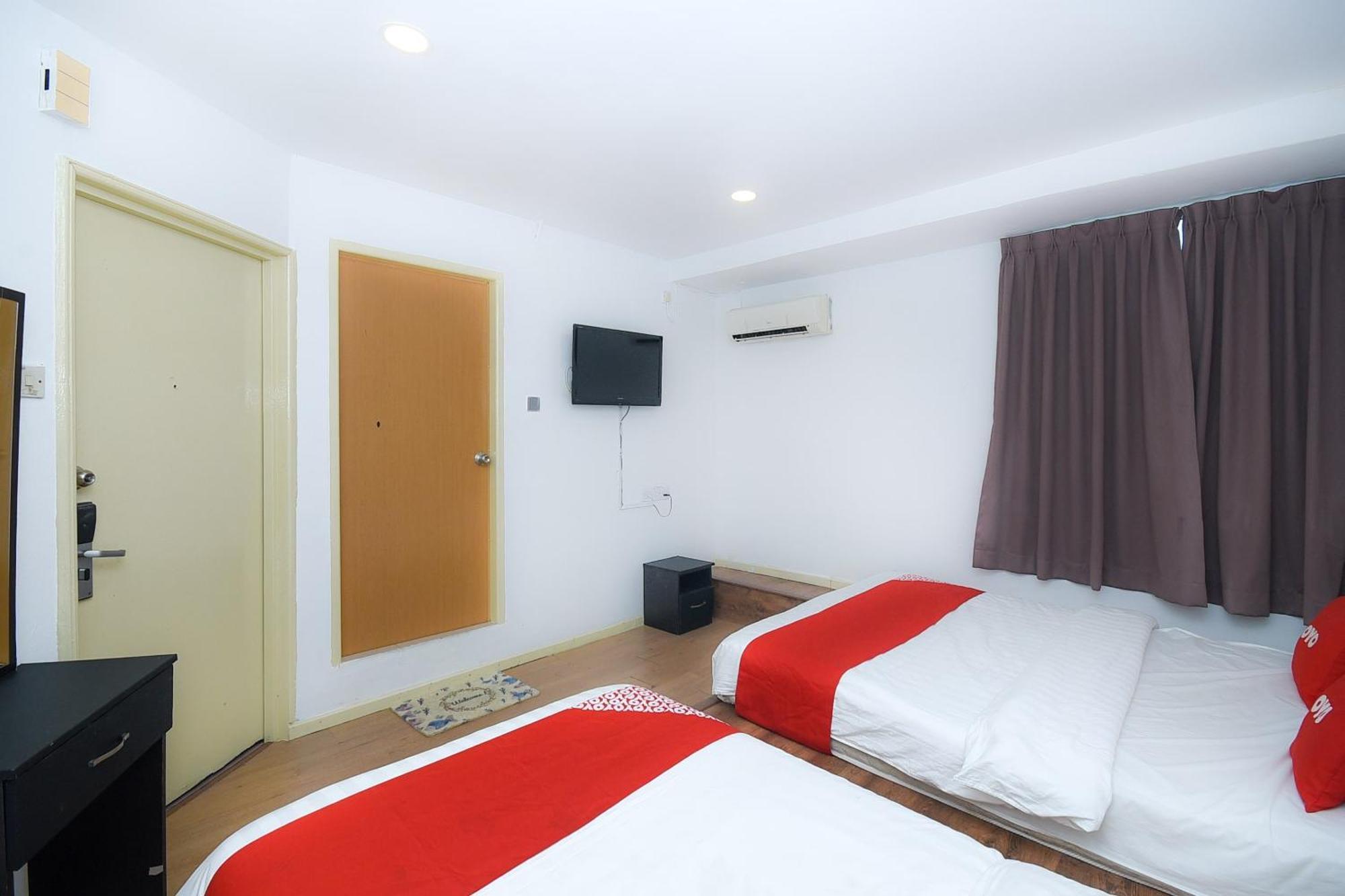 Oyo 90820 River Inn Miri Zewnętrze zdjęcie