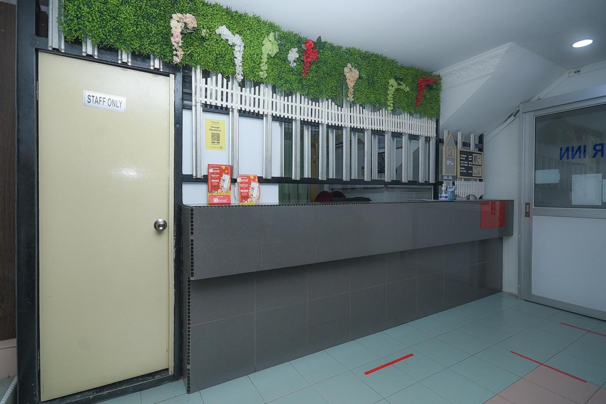 Oyo 90820 River Inn Miri Zewnętrze zdjęcie