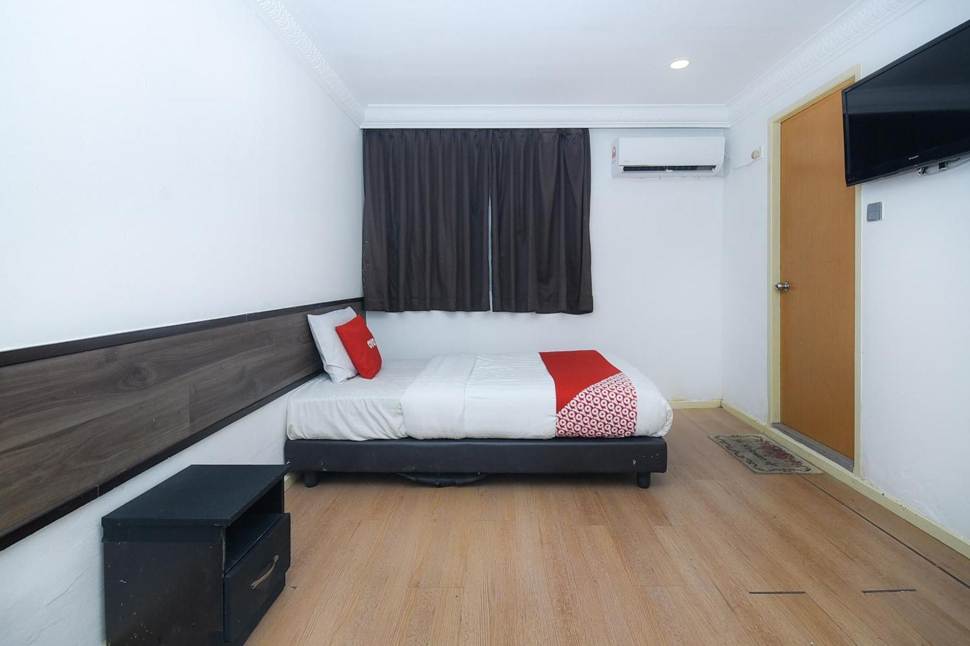 Oyo 90820 River Inn Miri Zewnętrze zdjęcie