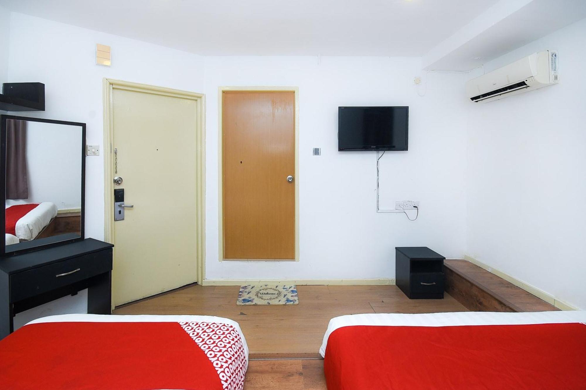 Oyo 90820 River Inn Miri Zewnętrze zdjęcie